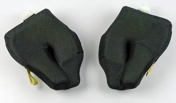 ARAI 1016301012 Spare cheek pads for GP-7 helmet, 12 mm